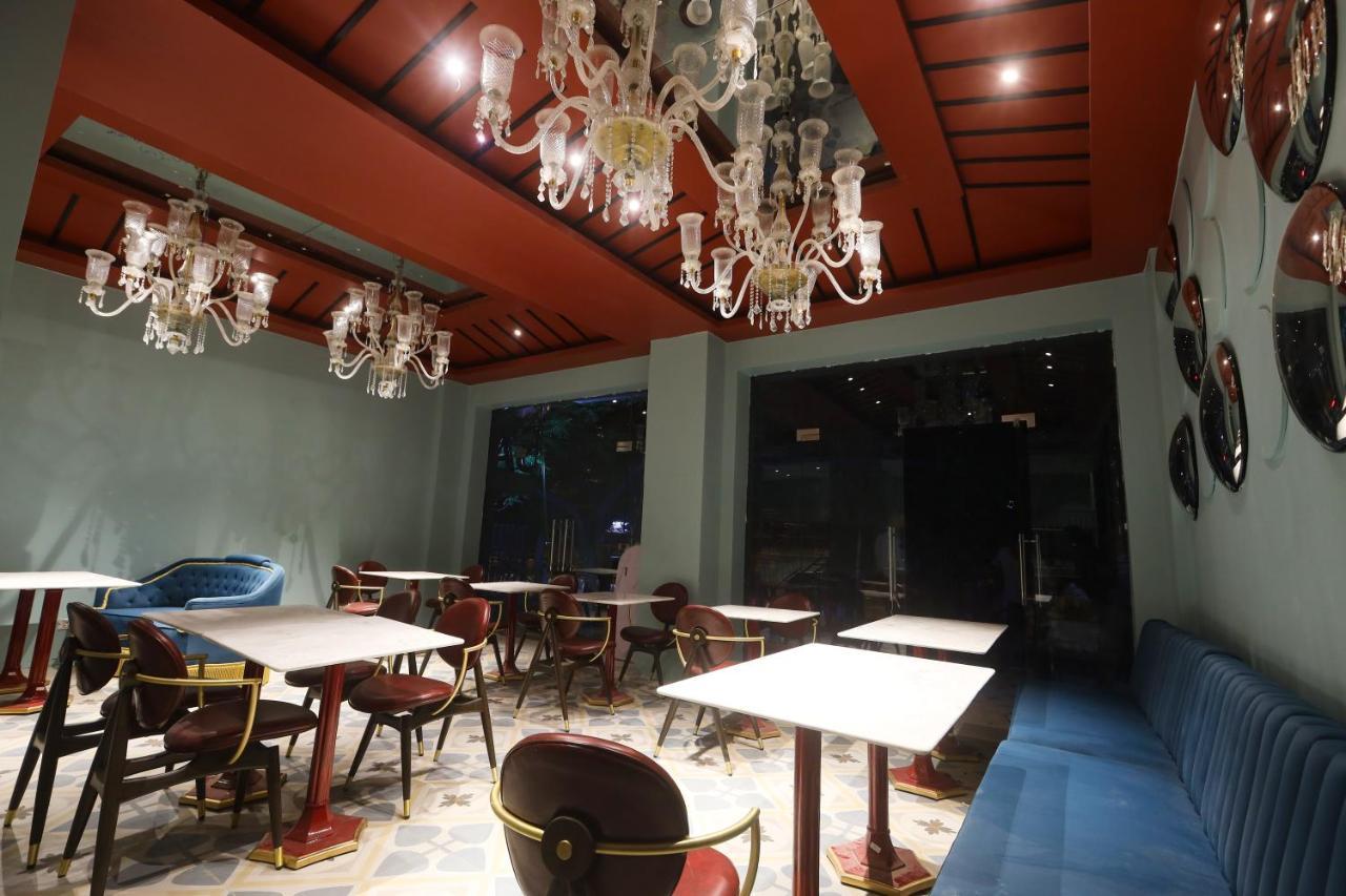 The Saga Hotel New Delhi Exterior foto