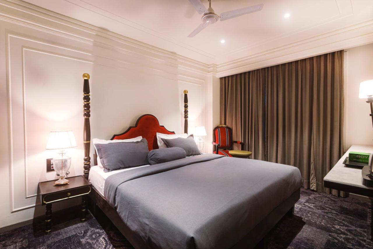 The Saga Hotel New Delhi Exterior foto